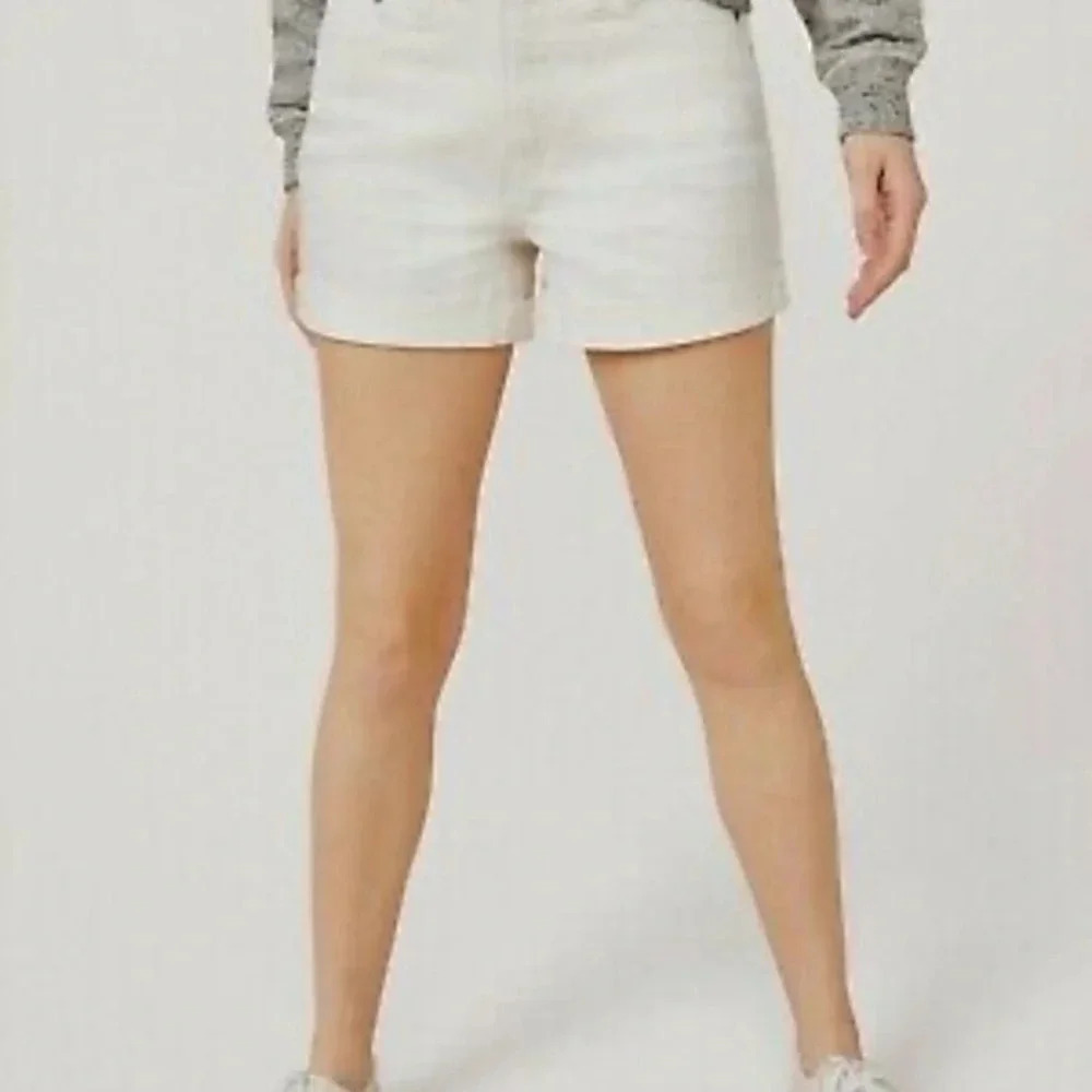 Free assembly women shorts